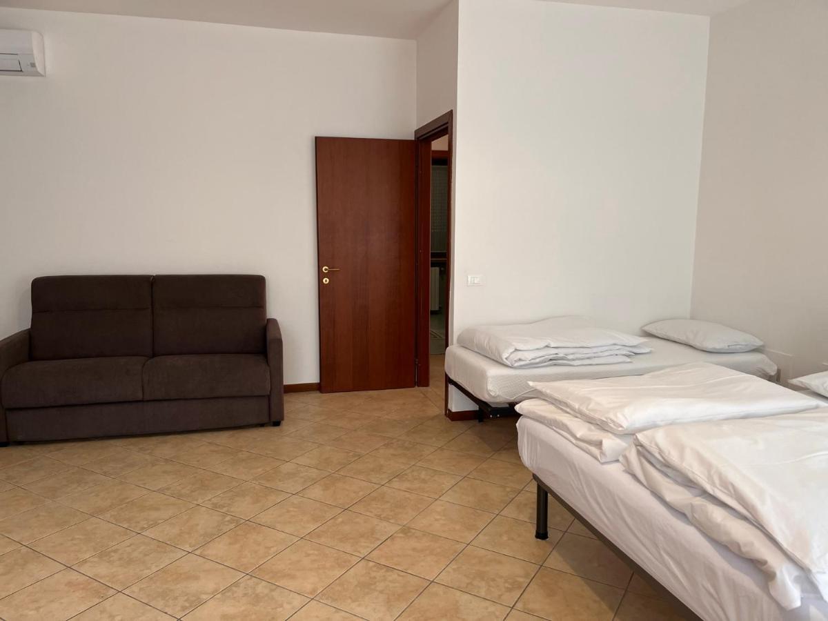 Sebino 11 Apartment Peschiera del Garda Ngoại thất bức ảnh