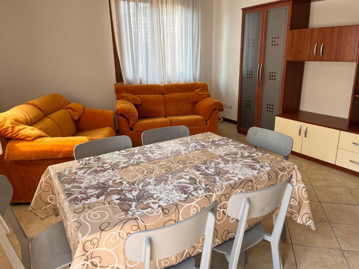 Sebino 11 Apartment Peschiera del Garda Ngoại thất bức ảnh