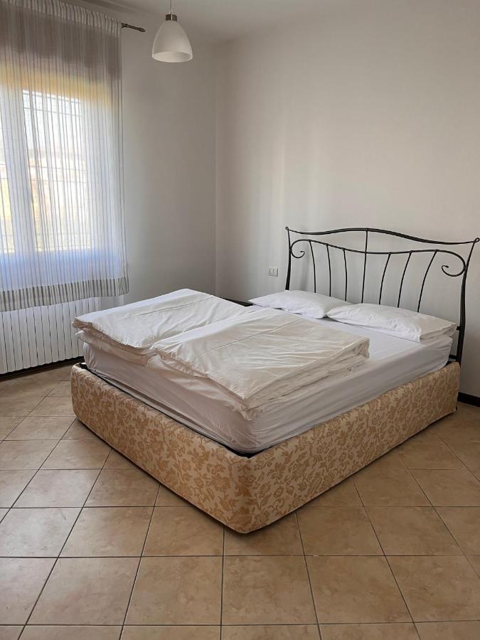 Sebino 11 Apartment Peschiera del Garda Ngoại thất bức ảnh